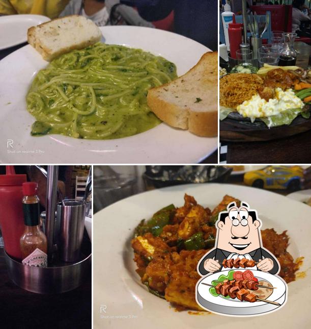 Meals at Pop Tate's