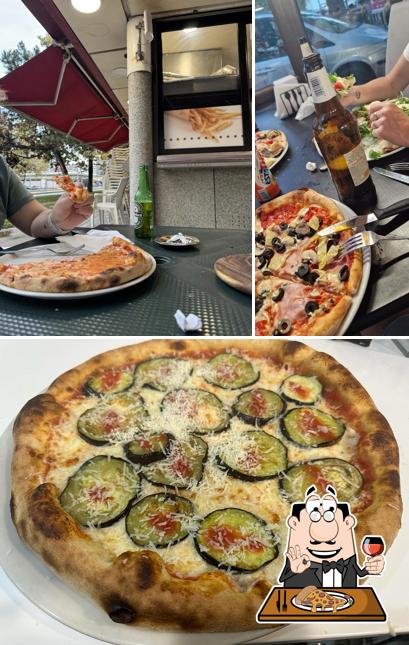 Ordina una pizza a Pizza Bar Derna Kebap