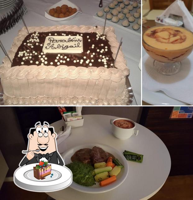 Bolo de chocolate em Bonjardim Restaurante
