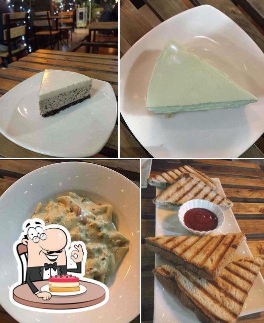 Cheesecake at Cafe Denj