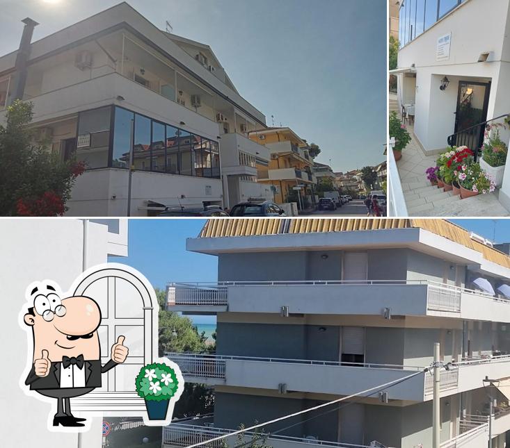 Guarda gli esterni di Pensione Verde Mare