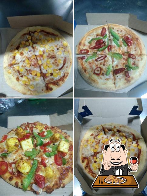 Order pizza at Testy Pizza Planet