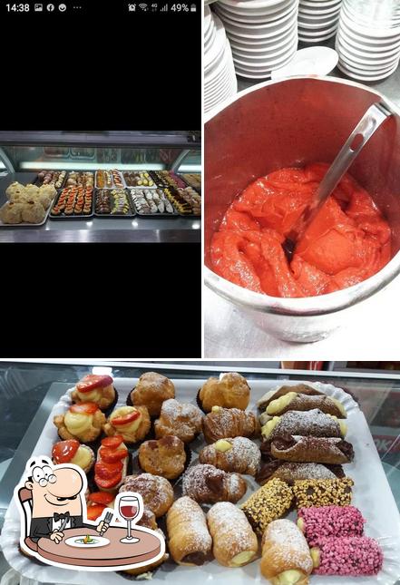 Cibo al Gelateria Ritrovo Orchidea