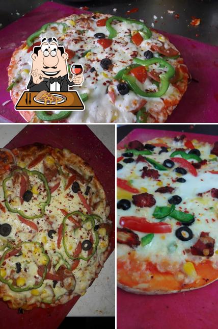 Order pizza at Pizza Hunt Restaurant