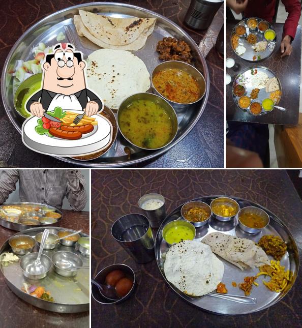 Meals at Maharashtrian Bhojanalay