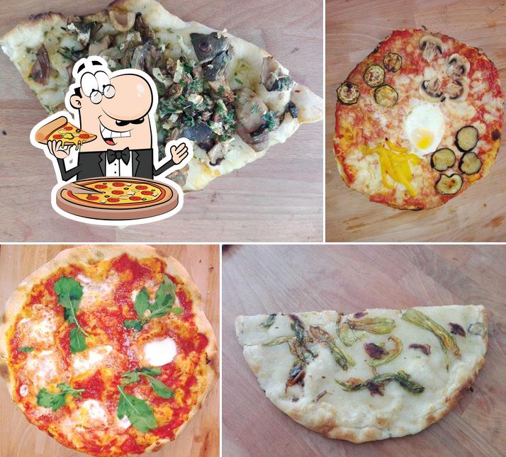 Ordina tra le svariate varianti di pizza