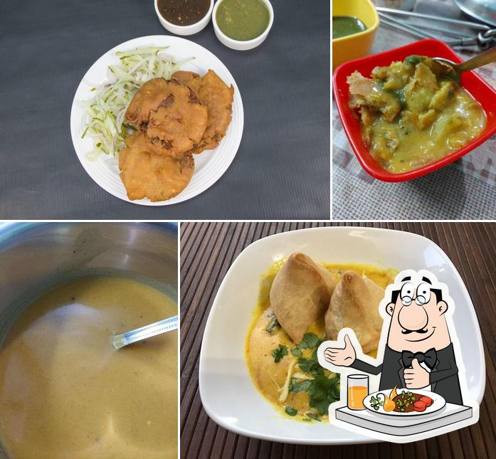 Meals at Gupta Ji Aloo Bonda