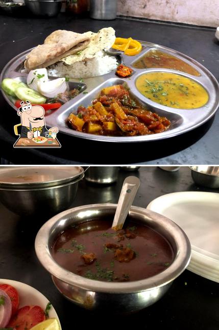 Food at Maratha Shahi Darbar