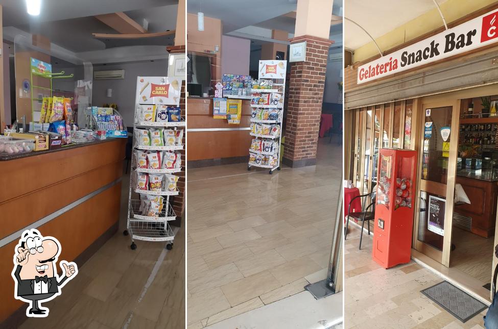 Dai un'occhiata agli interni di Bar Stella S.N.C