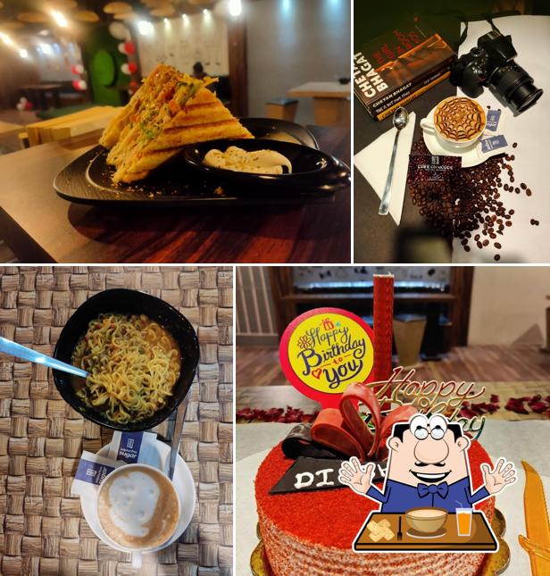 Food at Cafe on Woods