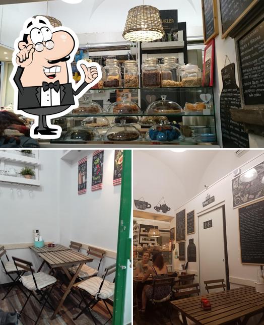 Gli interni di GnamGnam Food