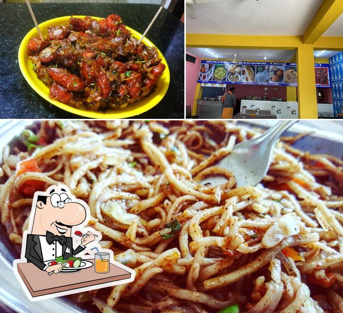 The image of Hotel Srinivasa’s food and interior