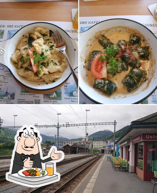 La foto della cibo e interni di Station restaurant