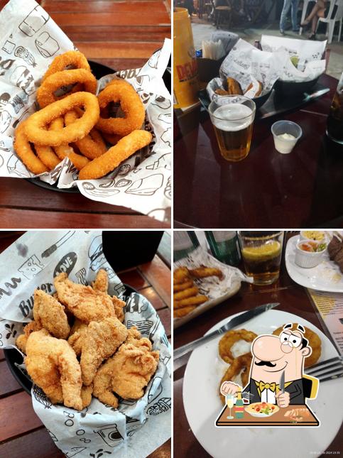 Platos en Becê Espeteria