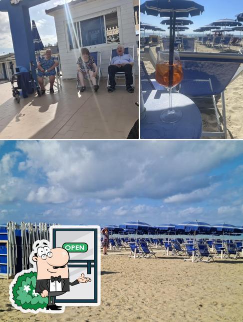 Guarda la foto che raffigura la esterno e bevanda di Bagno Rosa