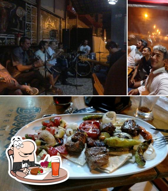 See this pic of El Turko