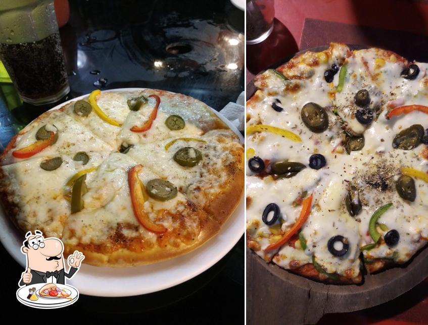 Order pizza at Let's Chaat