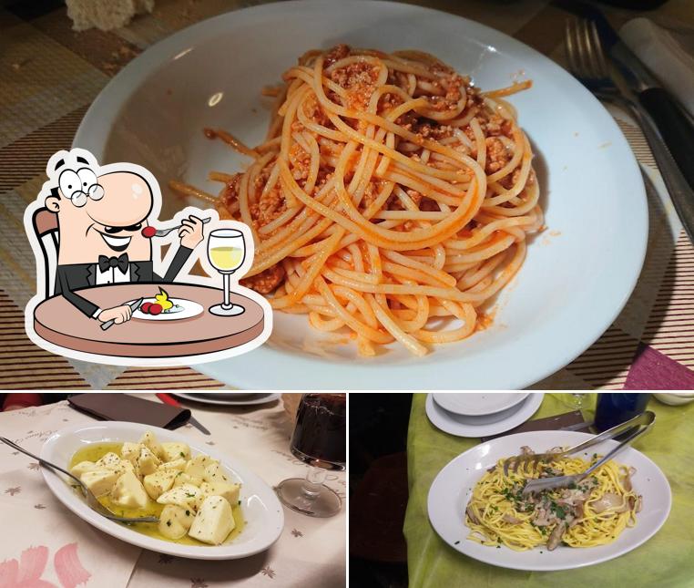 Cibo al Restaurante Tripoli