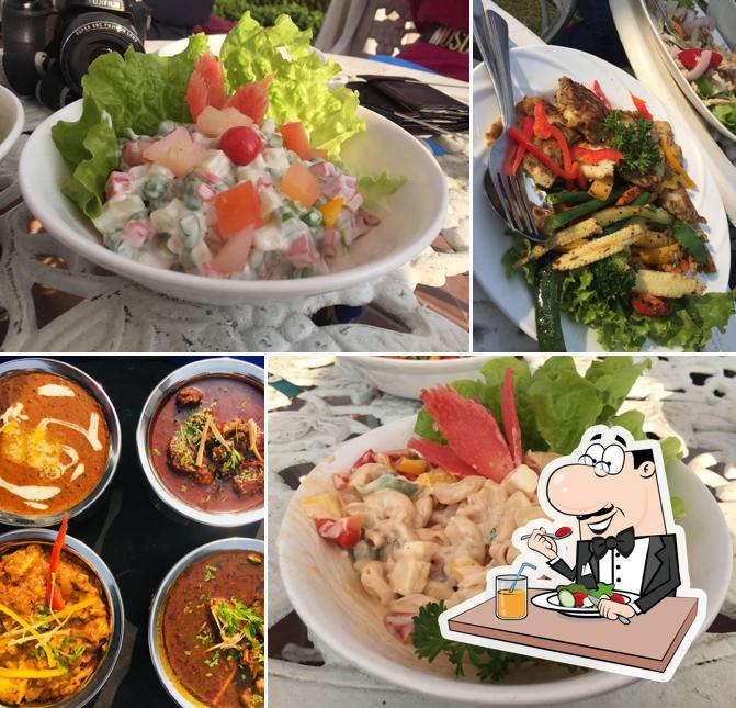 Meals at The Green Emerald - Forest Hill Golf & Country Club
