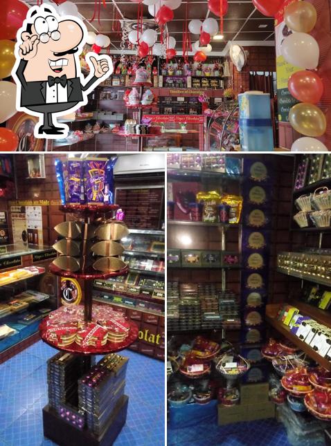 The restaurant's interior and food