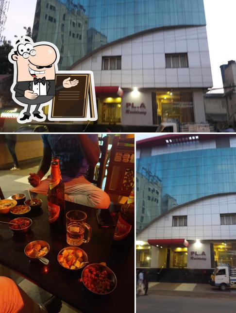 PL.A A/C Bar is distinguished by exterior and food