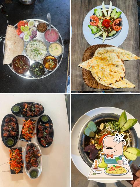 Food at Hotel Jadhav wada Pandharpur