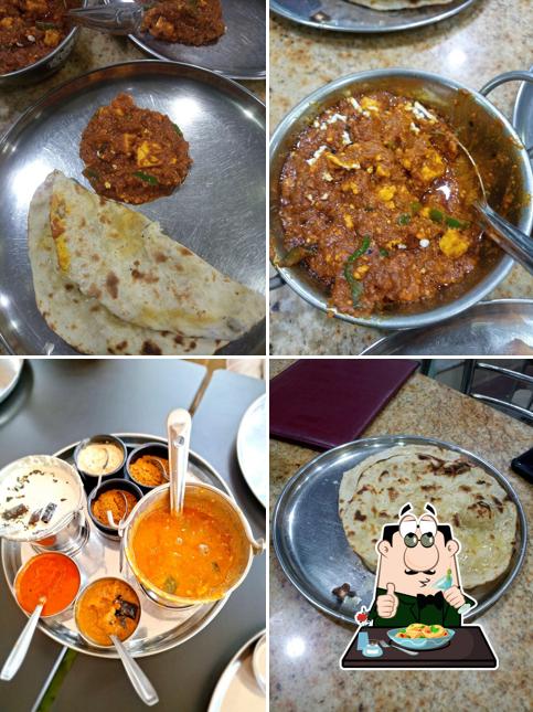 Food at Hotel Sai Priya restaurant