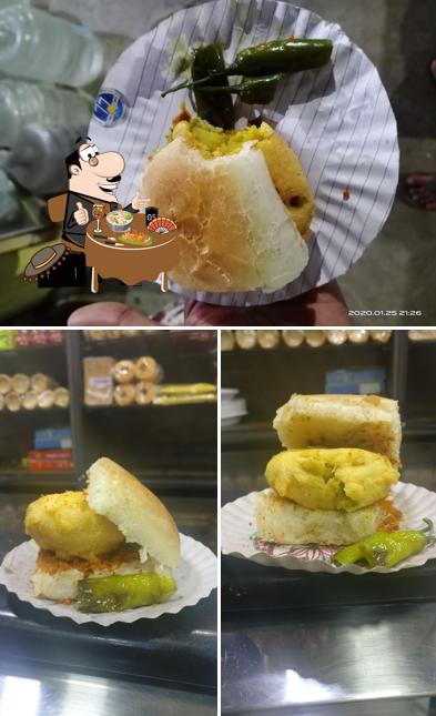 Food at Kings Vada Pav