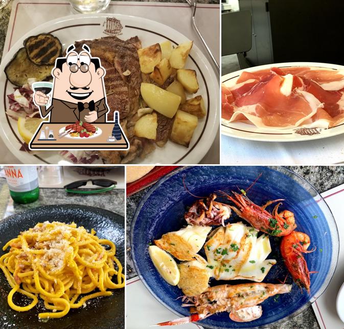 Prenditi i un pasto a base di carne a La Vineria di Angelino
