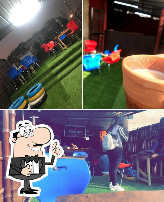 Jumpin Café