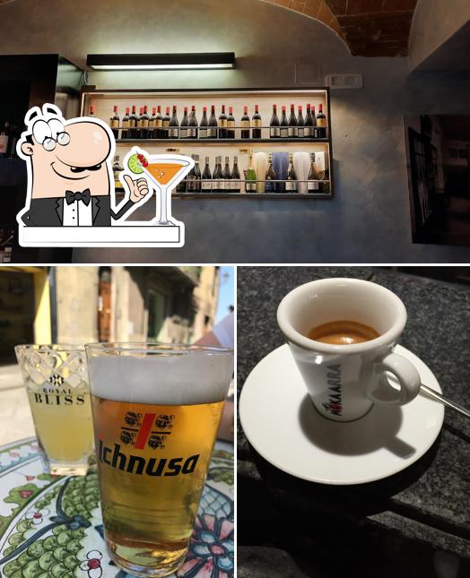 Goditi un drink dal menu