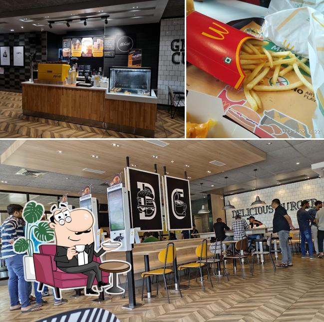 McDonald's is distinguished by interior and seo_images_cat_54
