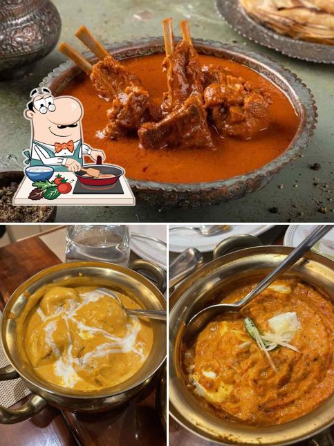 Chicken curry at Punjab Grill Defence Colony