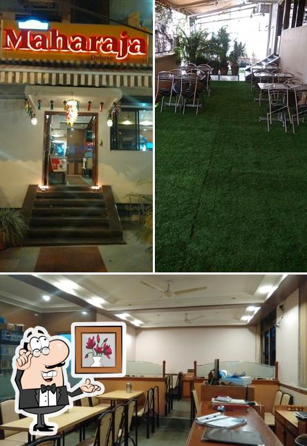 The interior of Hotel Maharaja Deluxe