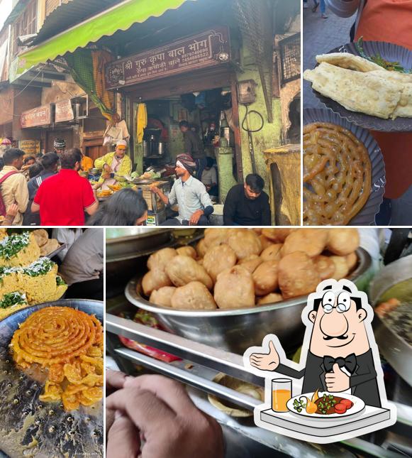 Food at Roopa Kachori Wala - Shri Gurukrupa Balbhog