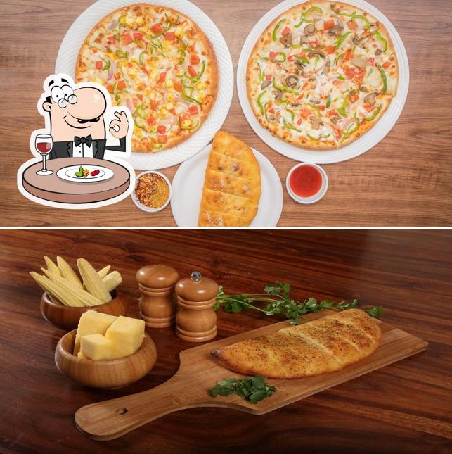 Food at Your's Pizza