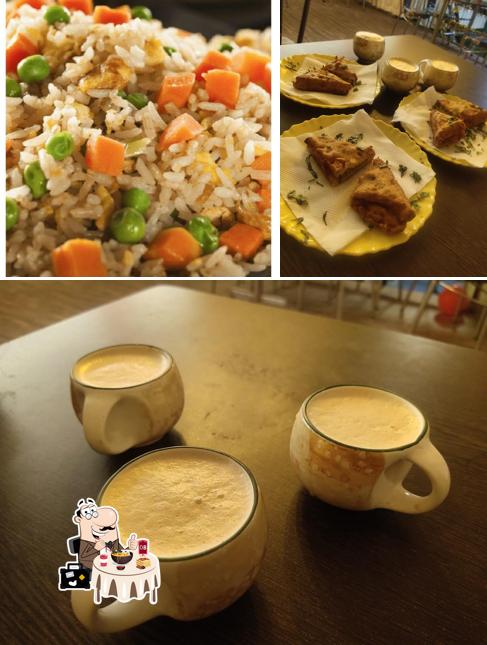 Among different things one can find food and beverage at Iit Chai Bar