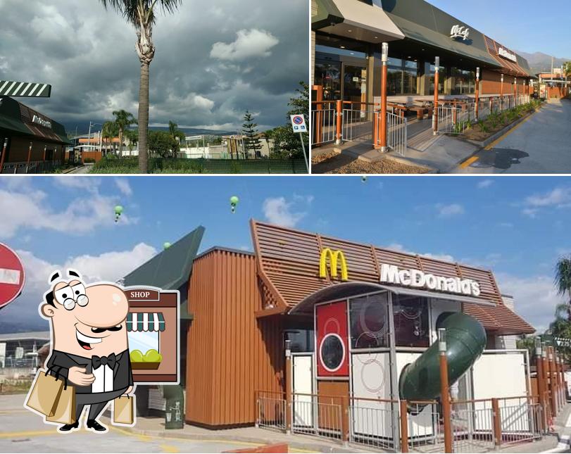 Gli esterni di McDonald's