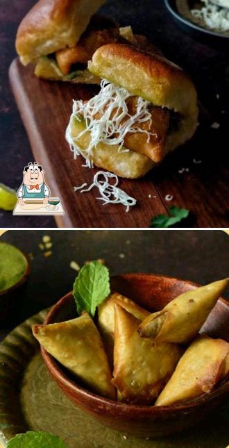 Samosa at Pocketz