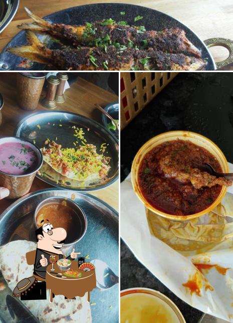 Food at Aamhi marathi