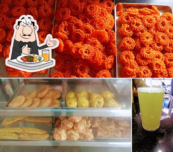 This is the picture showing food and beverage at Aone Bakery,Vallam