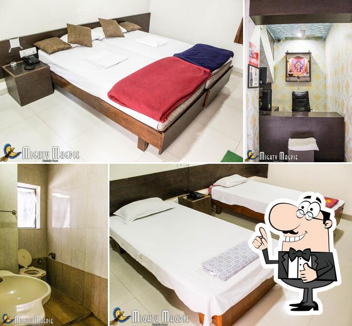 Galaxy Lodge Satara.