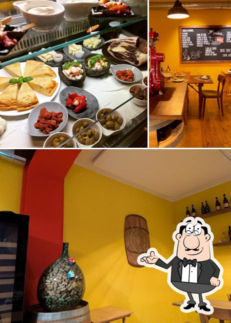 La foto della interni e cibo di Xaloc Tapas Bar (Masquevino)