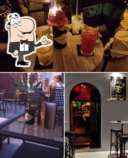 L'intérieur de FORUM BAR
