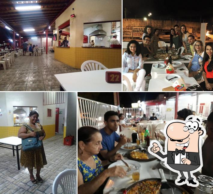 Veja imagens do interior do Fox Lanches