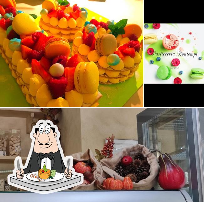 Platti al Pasticceria Bontempi