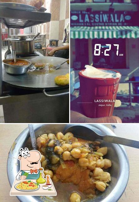 Food at Shreenath Lassiwala