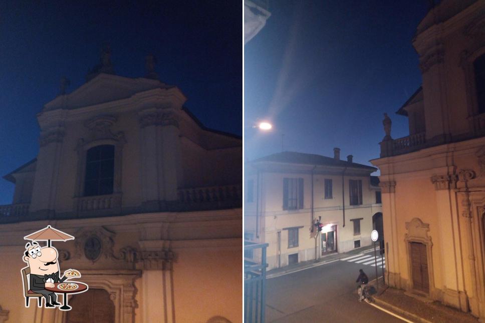 Goditi la vista dall'area esterna di Ristorante Roma