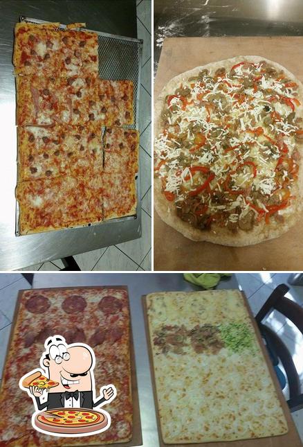 Scegli una pizza a Bar Pizzeria dei Tre Angeli