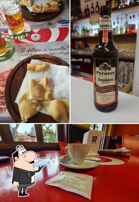 Questa è la immagine che raffigura la bevanda e cibo di Bar Convegno da Mauri e Rosi